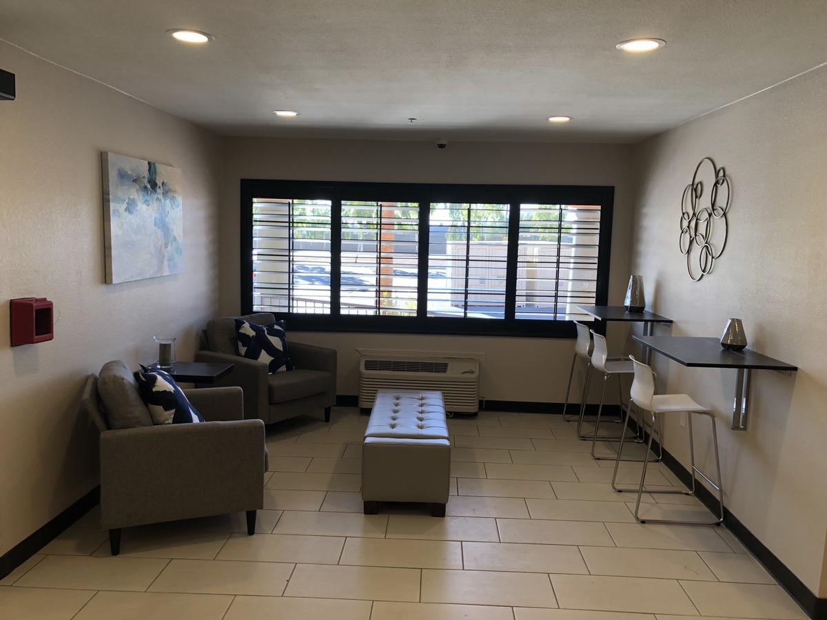 Baymont By Wyndham Phoenix I-10 Near 51St Ave Eksteriør billede